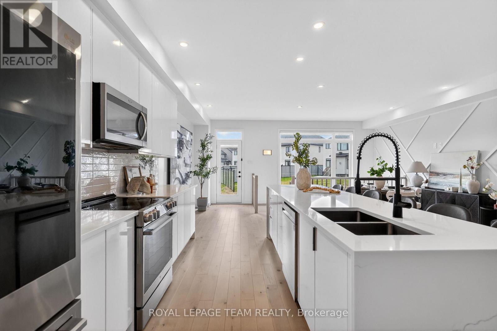 528 CORRETTO PLACE - 12