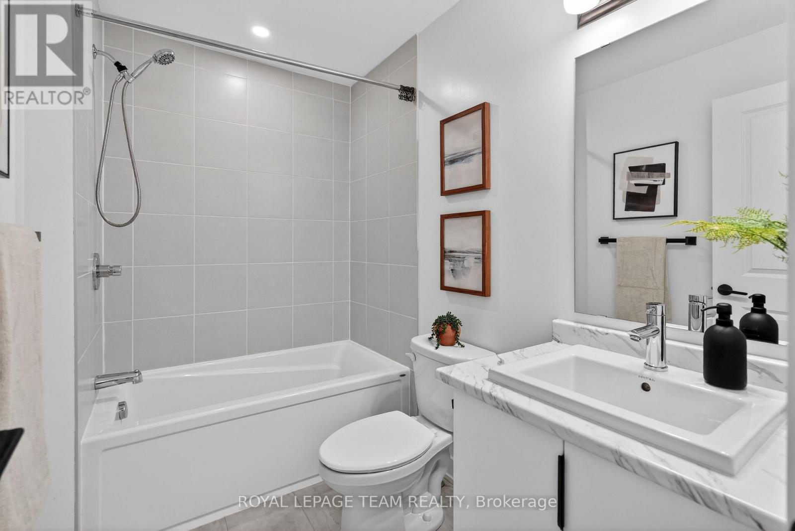 528 CORRETTO PLACE - 27
