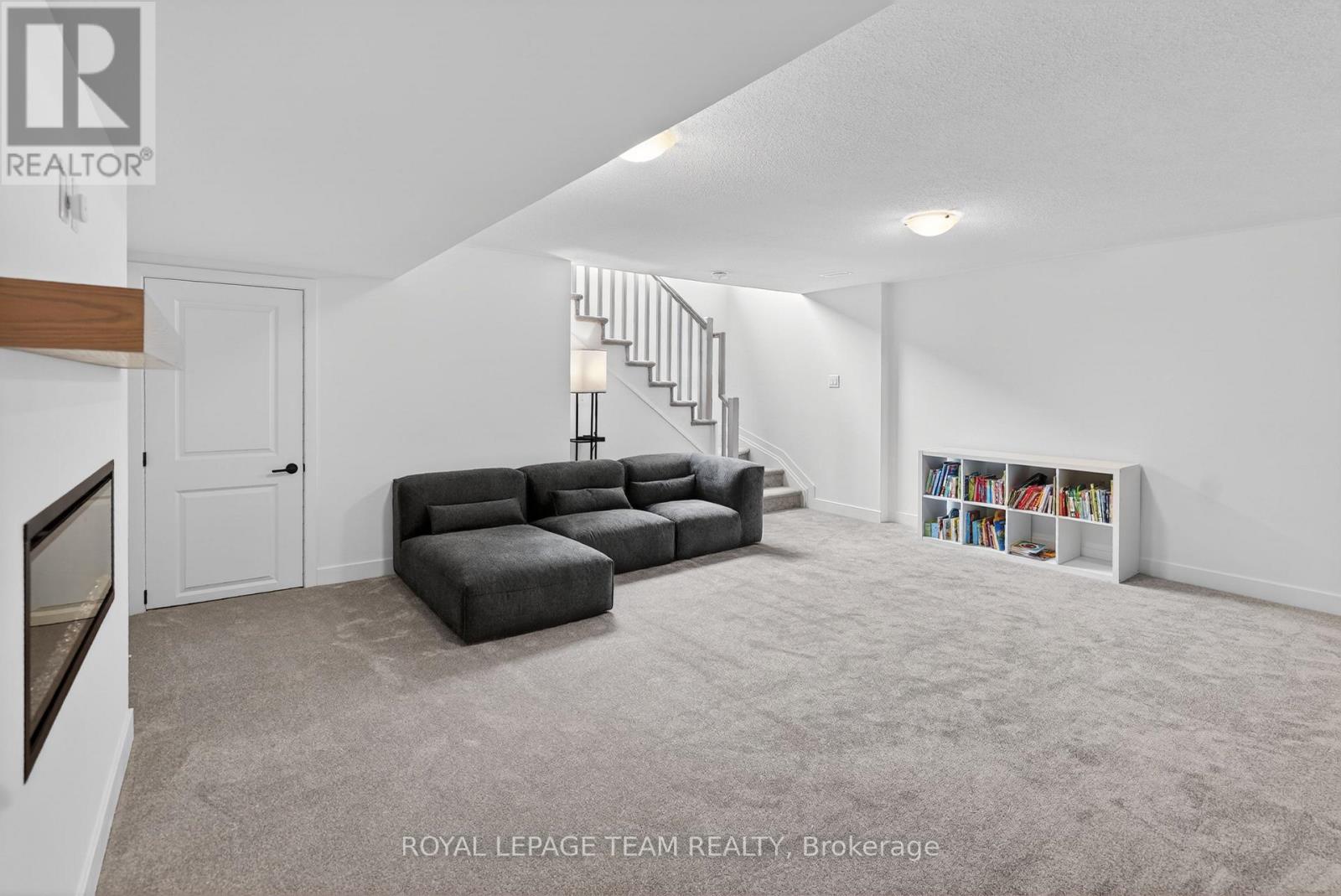 528 CORRETTO PLACE - 28