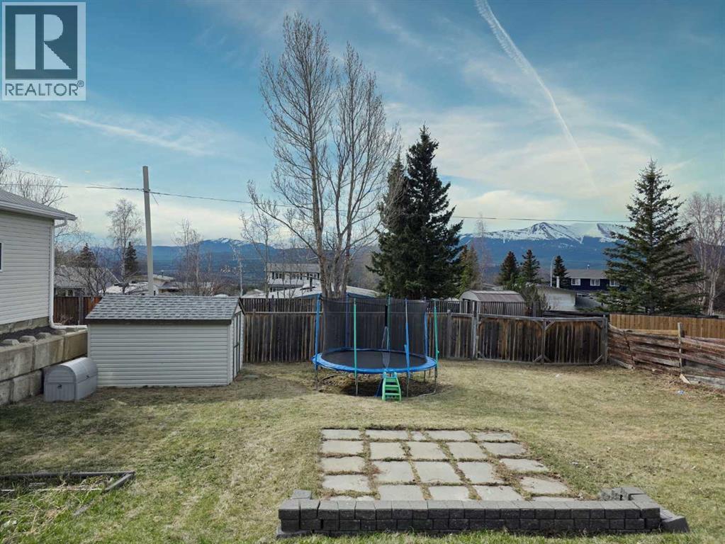 10833 99 Avenue - 25