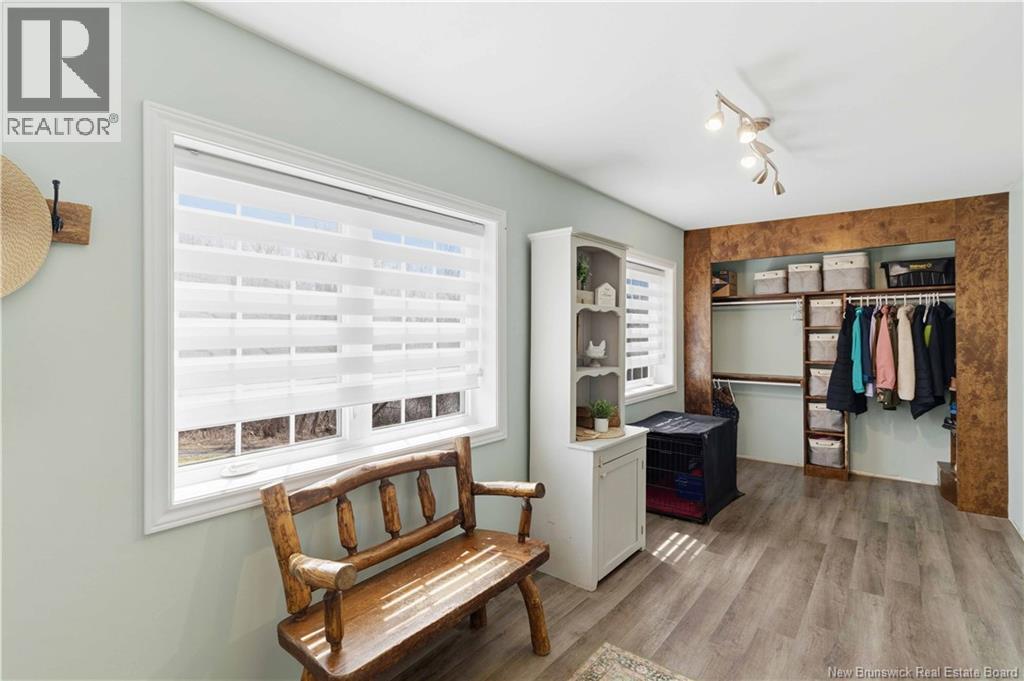 121 Cloverdale Road - 6