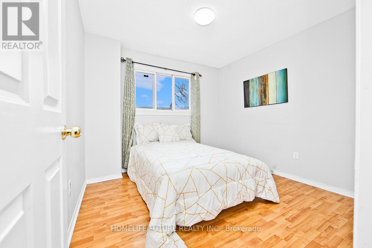 37 TARSUS CRESCENT - 16