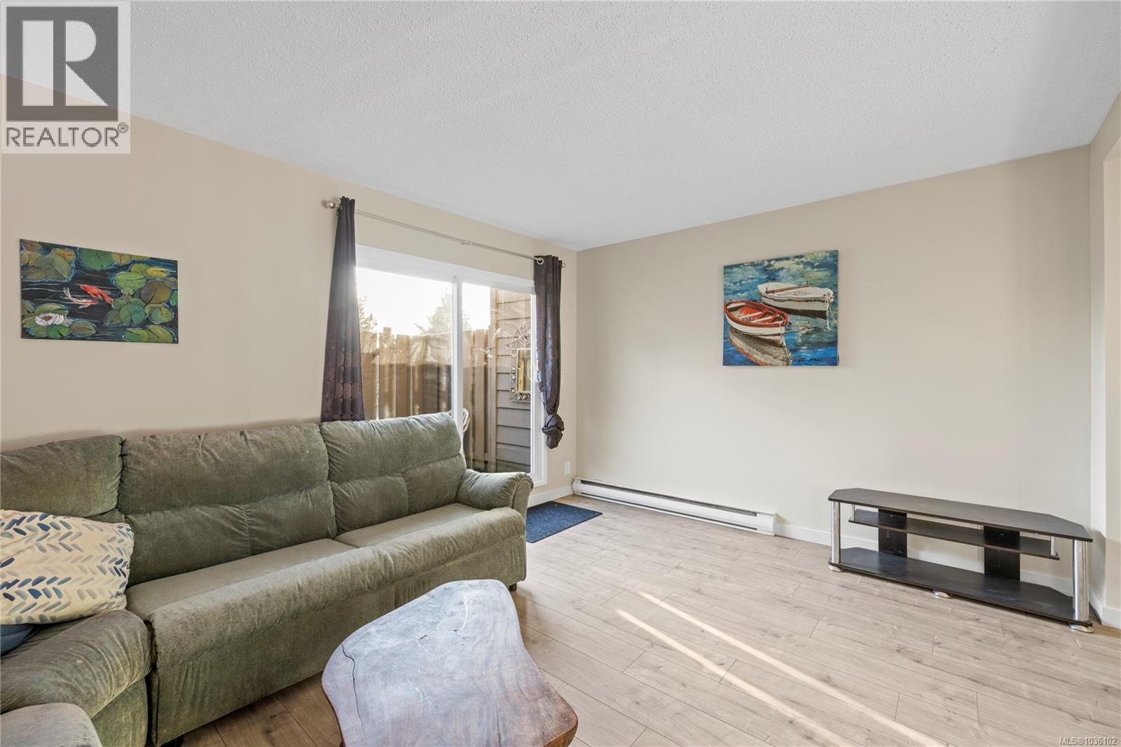 #17 25 Pryde Ave - 4