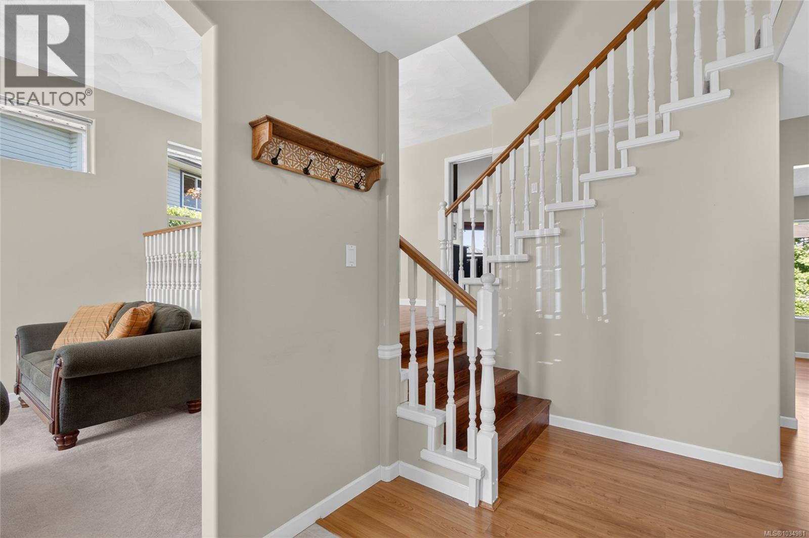 684 Hudson Rd - 10