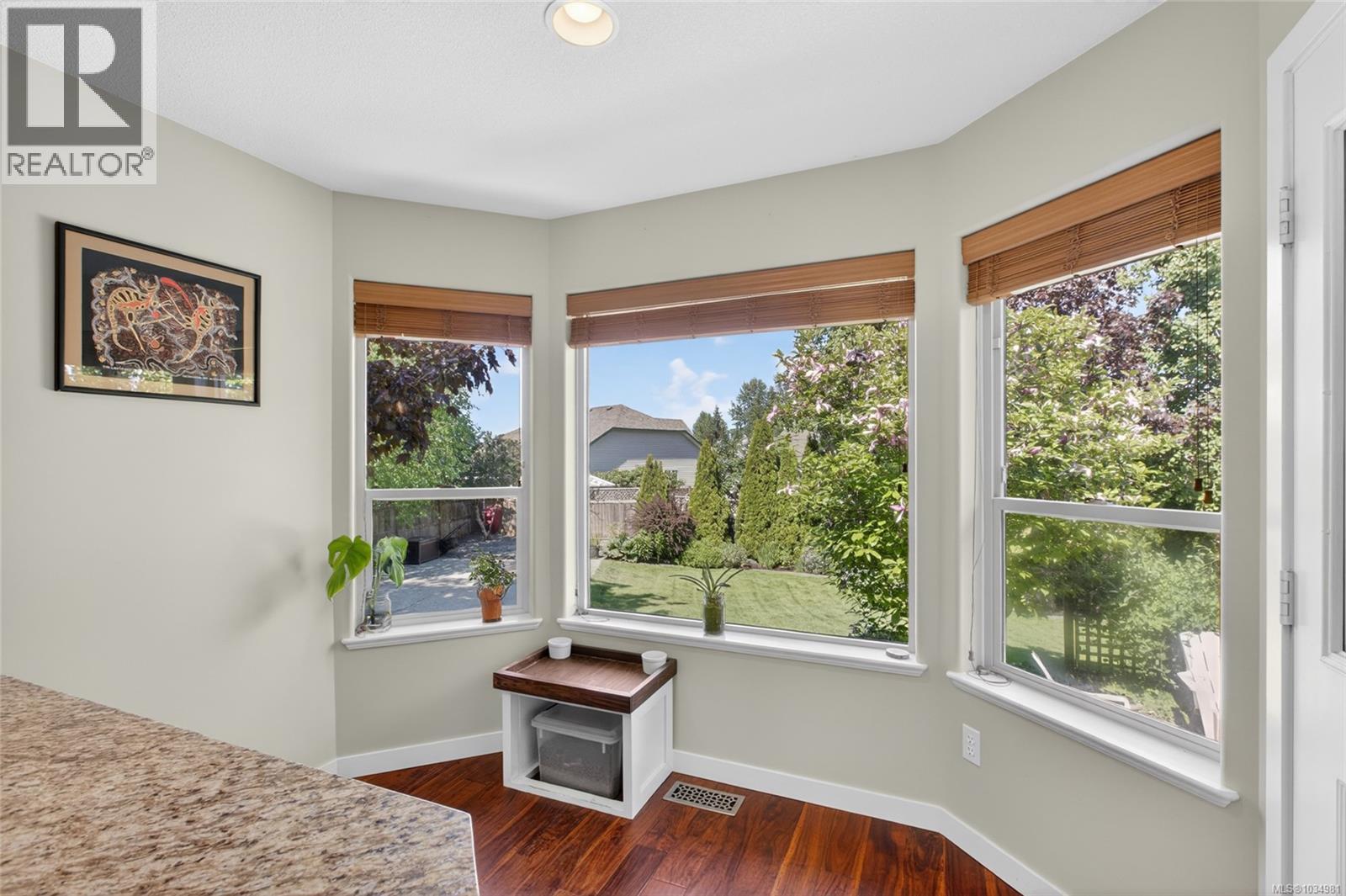 684 Hudson Rd - 22
