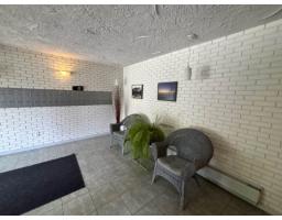201 1320 Fir Street, White Rock, BC V4B4B2 Photo 8