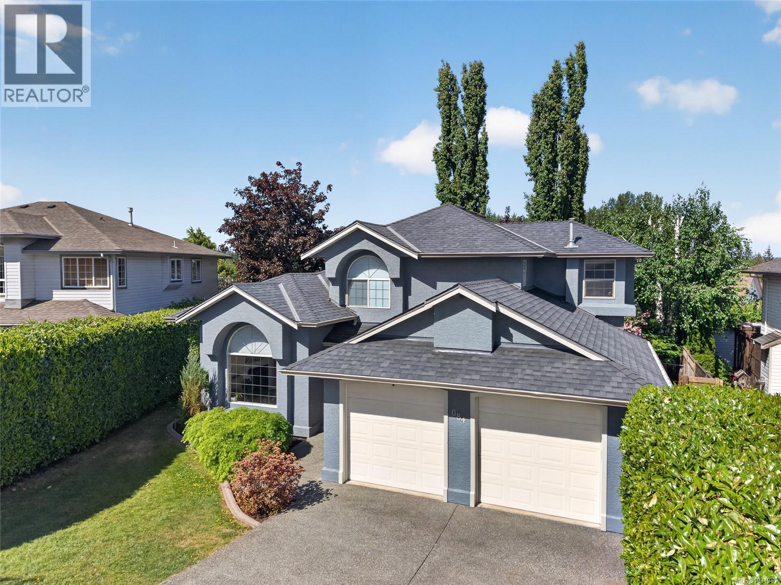 684 Hudson Rd - 1