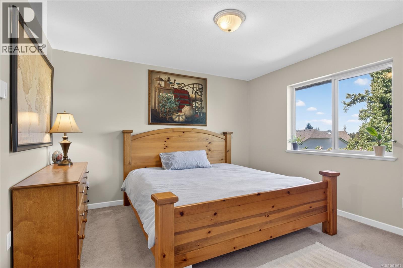 684 Hudson Rd - 28