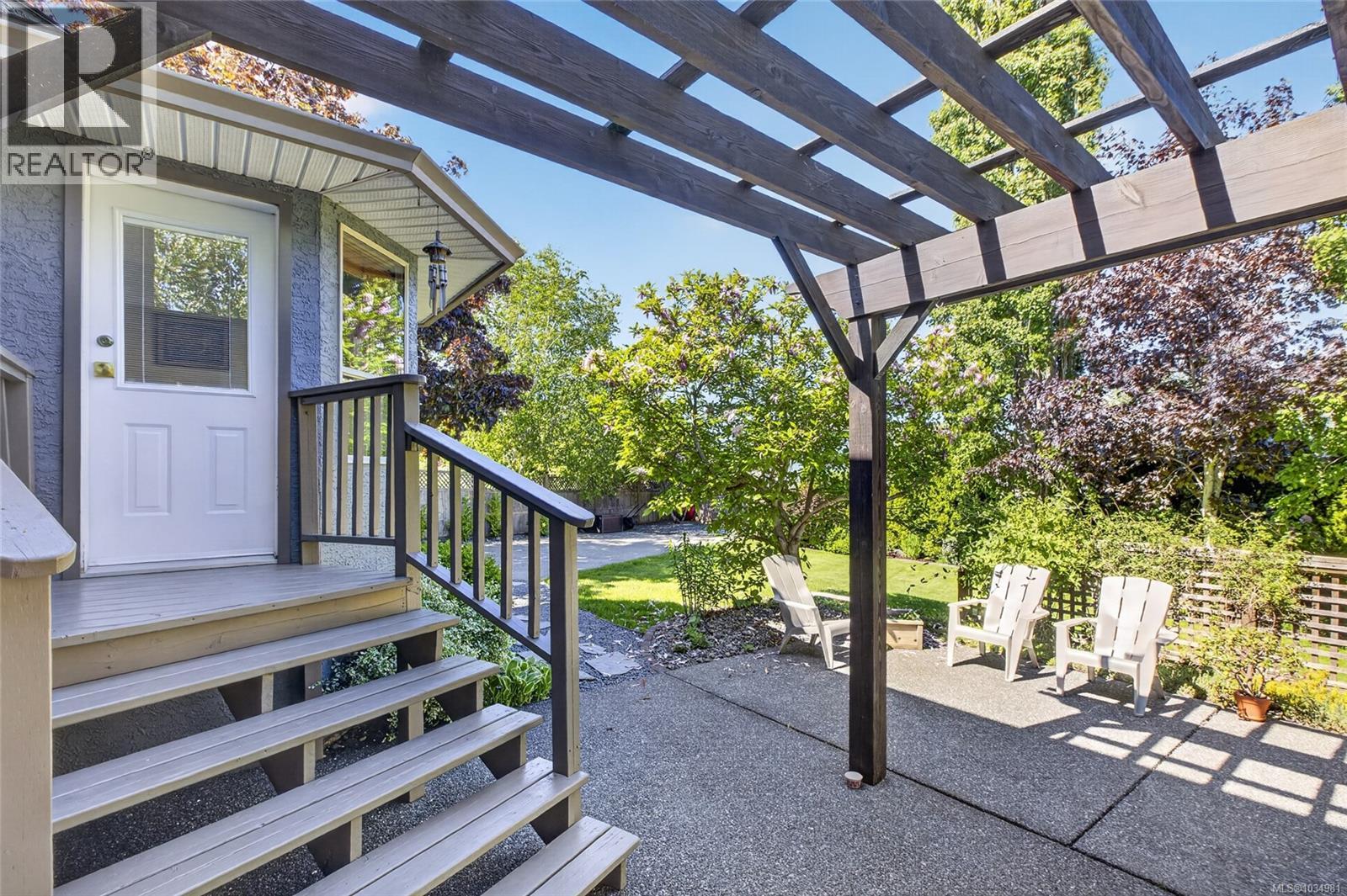 684 Hudson Rd - 41