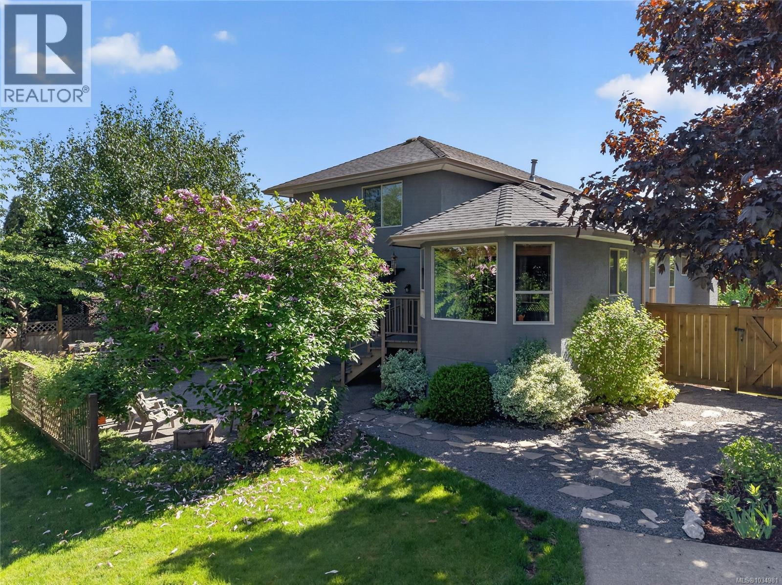 684 Hudson Rd - 43