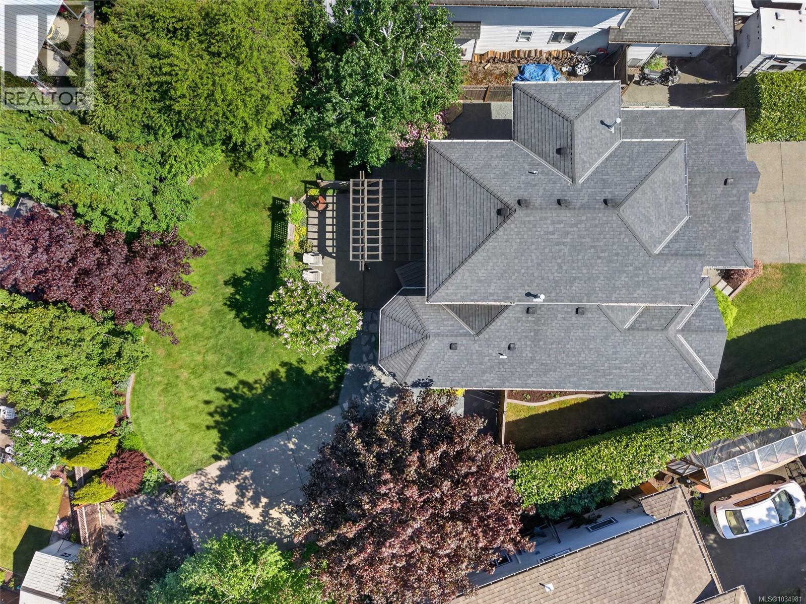684 Hudson Rd - 46