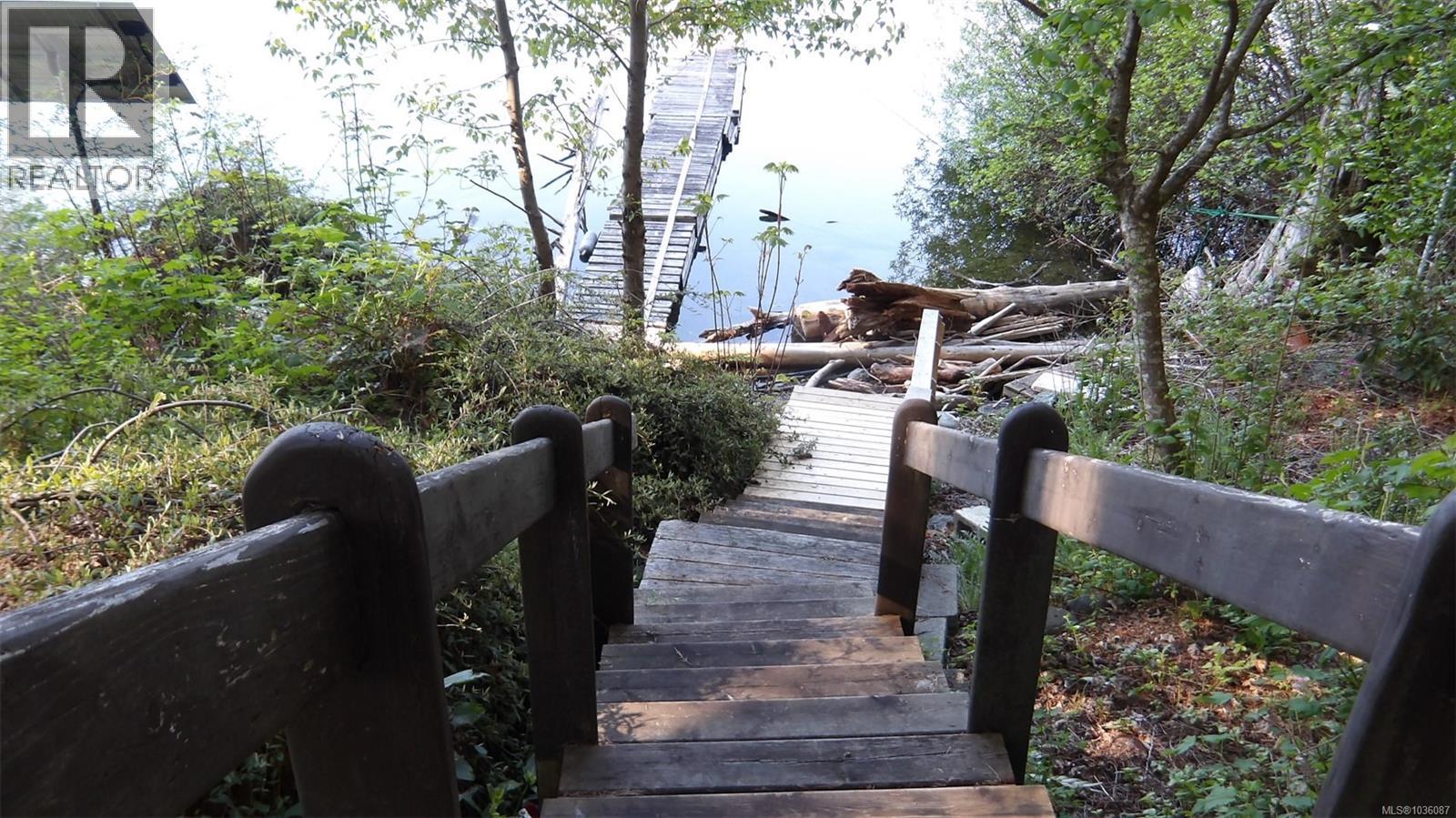3784 Horne Lake Caves Rd - 8