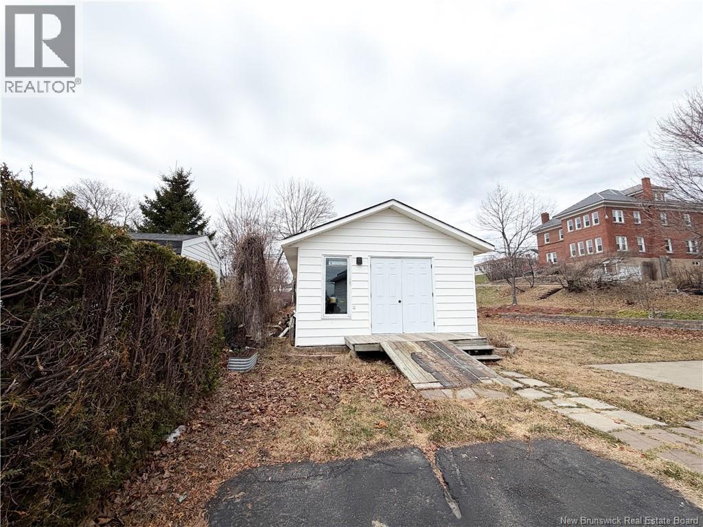 160 Potter Street - 26