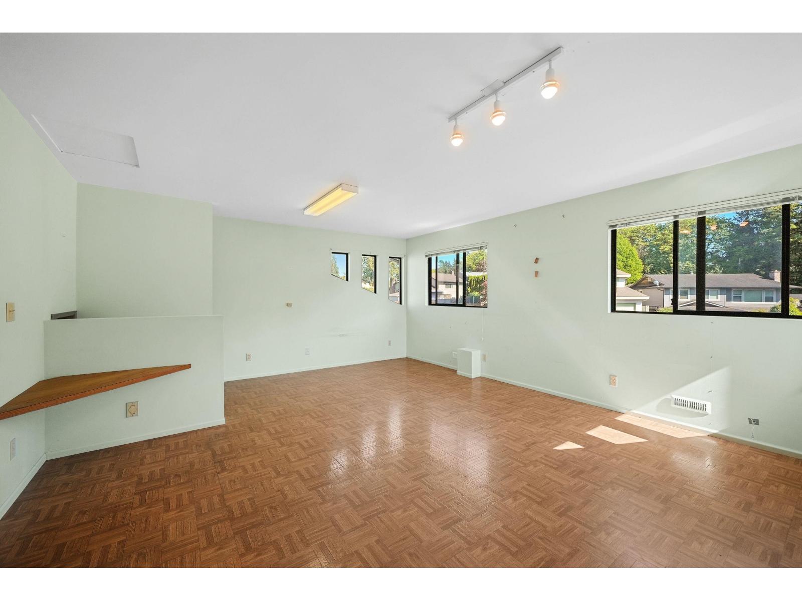 4 Bed, 3 Bath House for Sale in Langley – 19661 50A AVENUE, Langley - Image 24