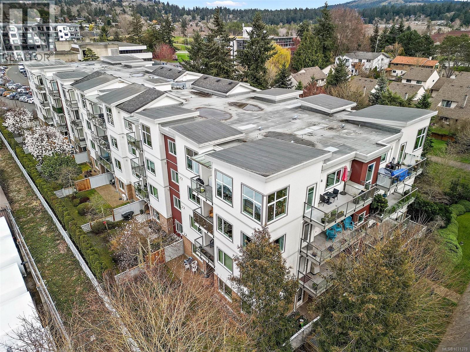 #404 4394 West Saanich Rd - 37