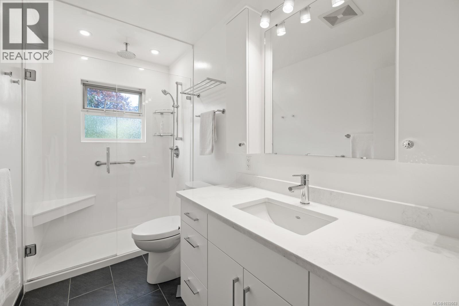  1897 San Pedro Avenue, Saanich