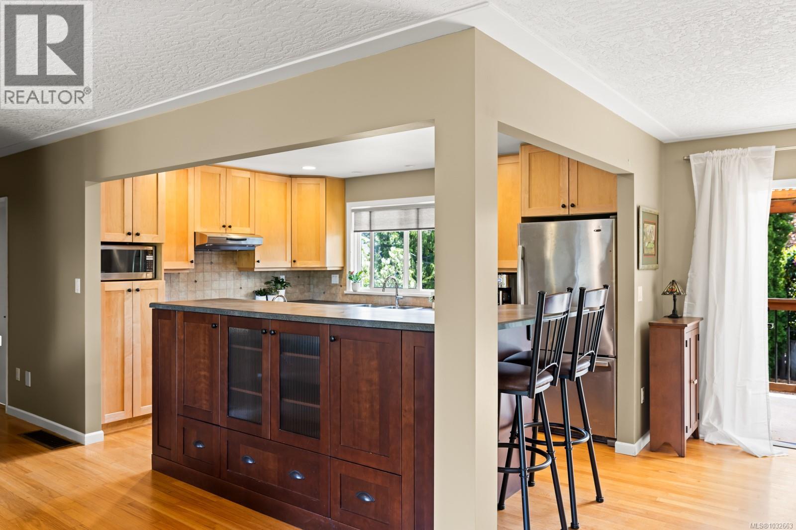  1897 San Pedro Avenue, Saanich