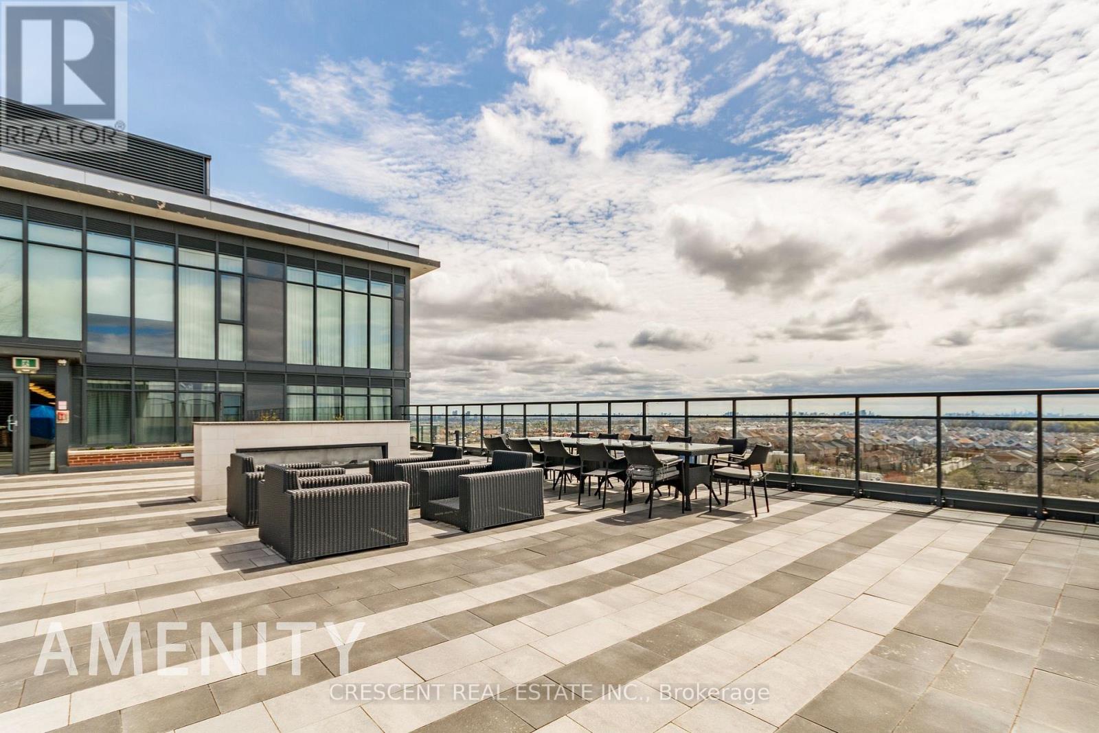 #TH101 99 EAGLE ROCK WAY - 46