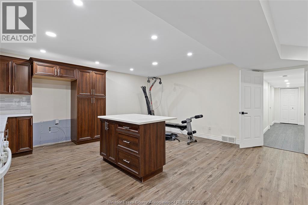 2653 PRESTON, Windsor, Ontario, N9E4N8 — Photo 33