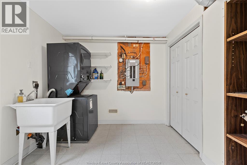 2653 PRESTON, Windsor, Ontario, N9E4N8 — Photo 38