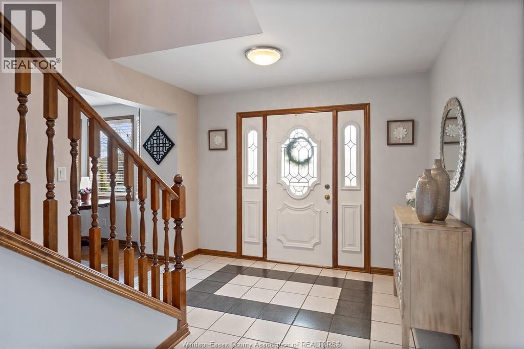 12314 FUNARO CRESCENT, Tecumseh, Ontario, N9K1B2 — Photo 5