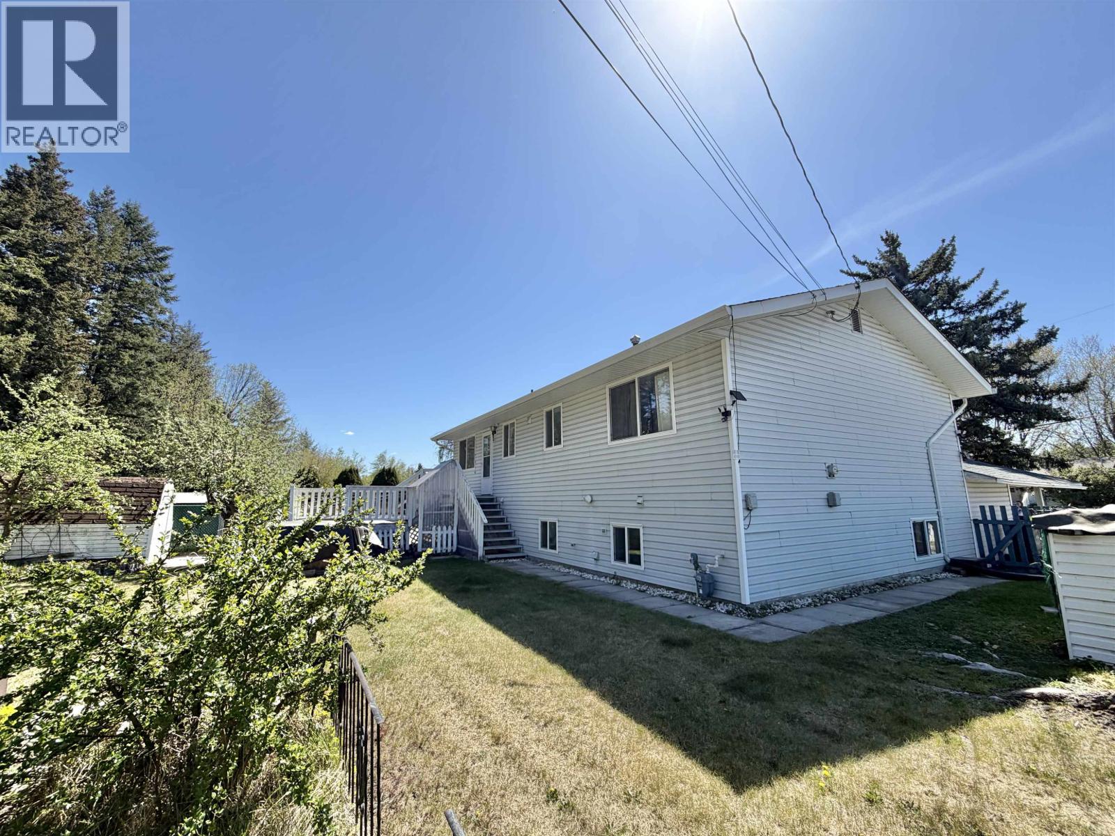 1154 LATIN AVENUE - 21