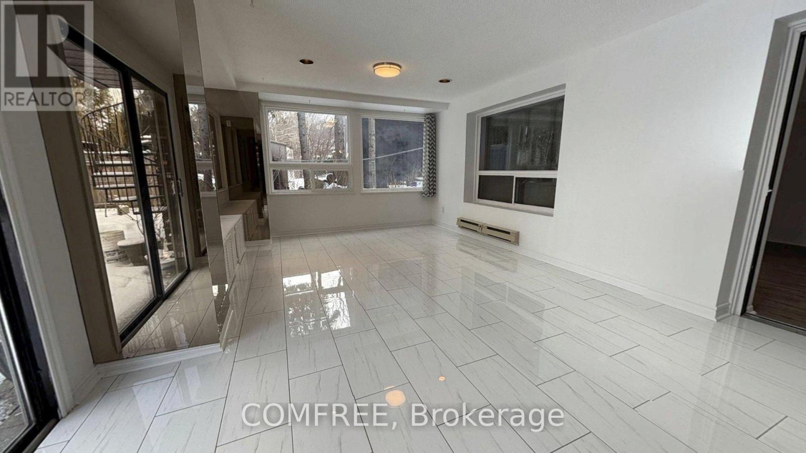 23 JANUS COURT - 33