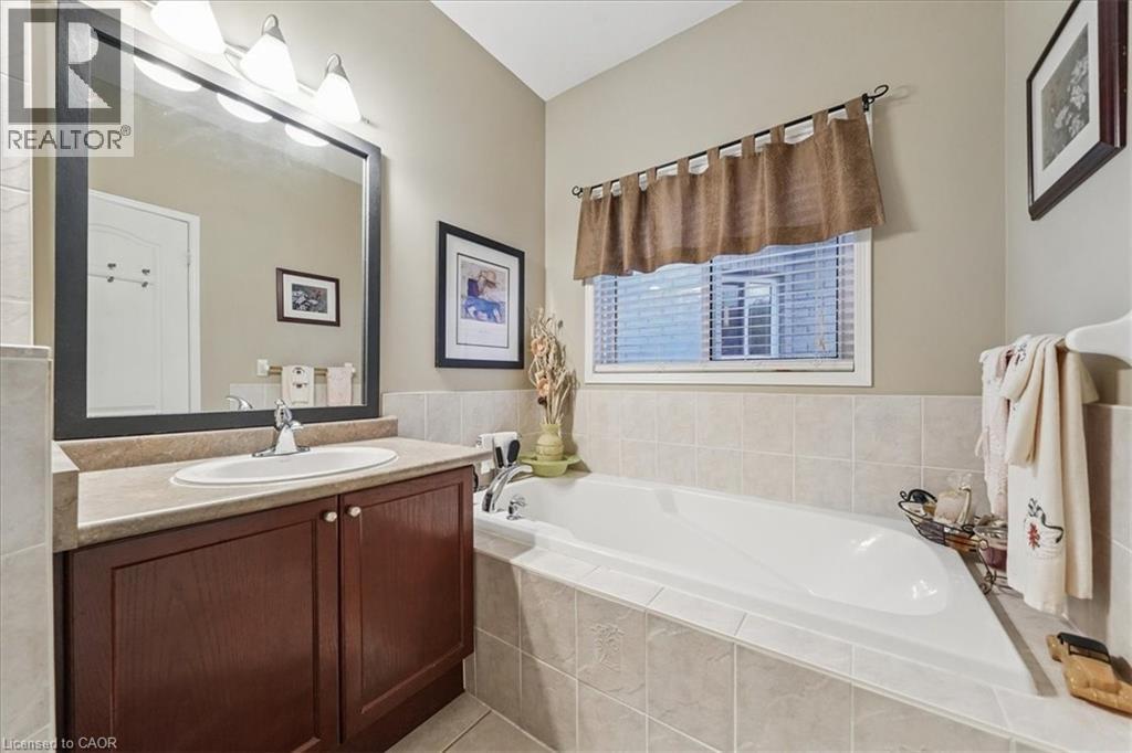 52 MISTYCREEK Crescent, Brampton, Ontario, L7A3E8 — Photo 20
