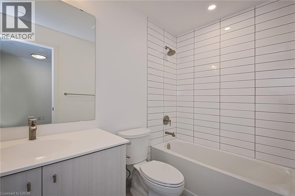 15 WELLINGTON SOUTH Street S Unit# 404, Kitchener, Ontario, N2G0E4 — Photo 16