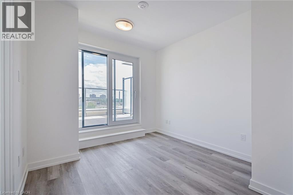 15 WELLINGTON SOUTH Street S Unit# 404, Kitchener, Ontario, N2G0E4 — Photo 17
