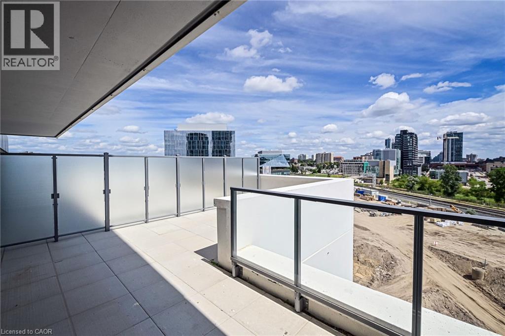 15 WELLINGTON SOUTH Street S Unit# 404, Kitchener, Ontario, N2G0E4 — Photo 3