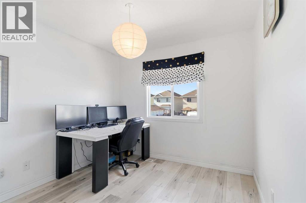 374 Parsons Creek Drive, Fort McMurray