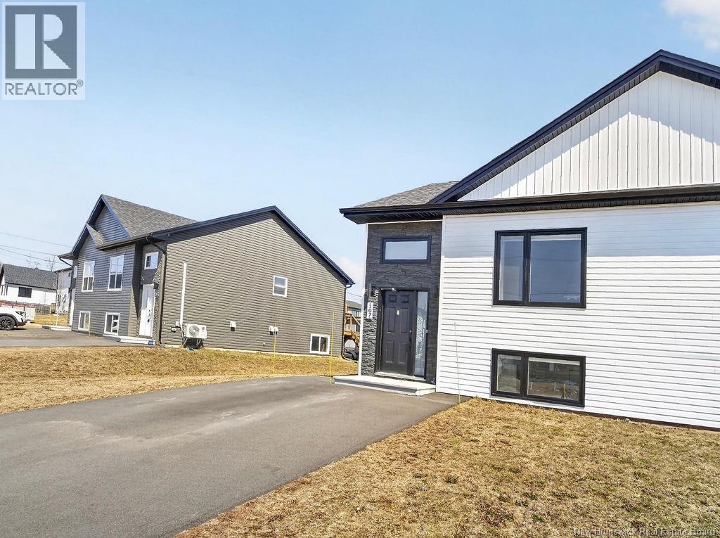 107 Francfort Crescent - 5