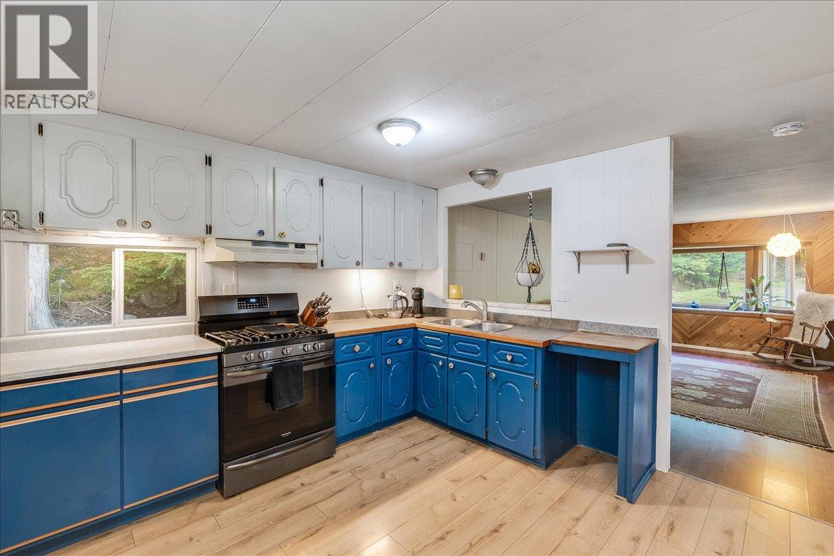 8749 6 Highway - Image 3