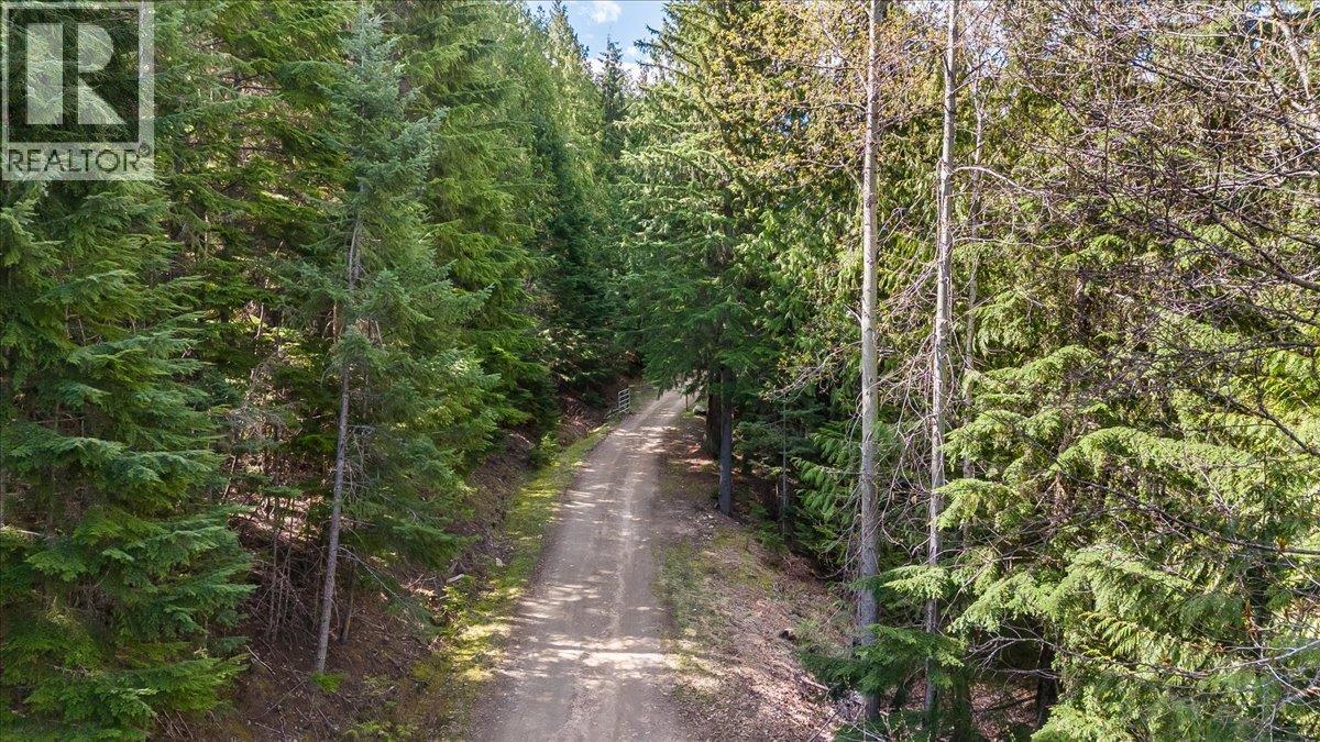 8749 6 Highway - 43