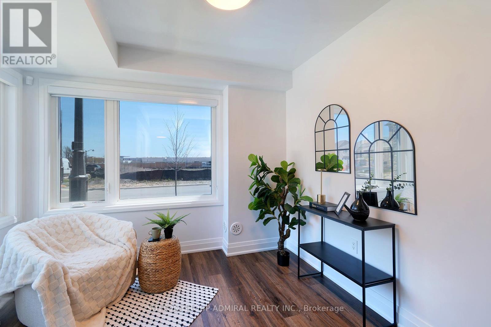 1264 MERTON ROAD - 32