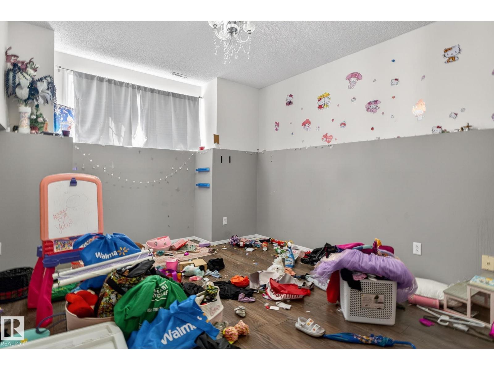 #64 3311 58 ST NW - 23