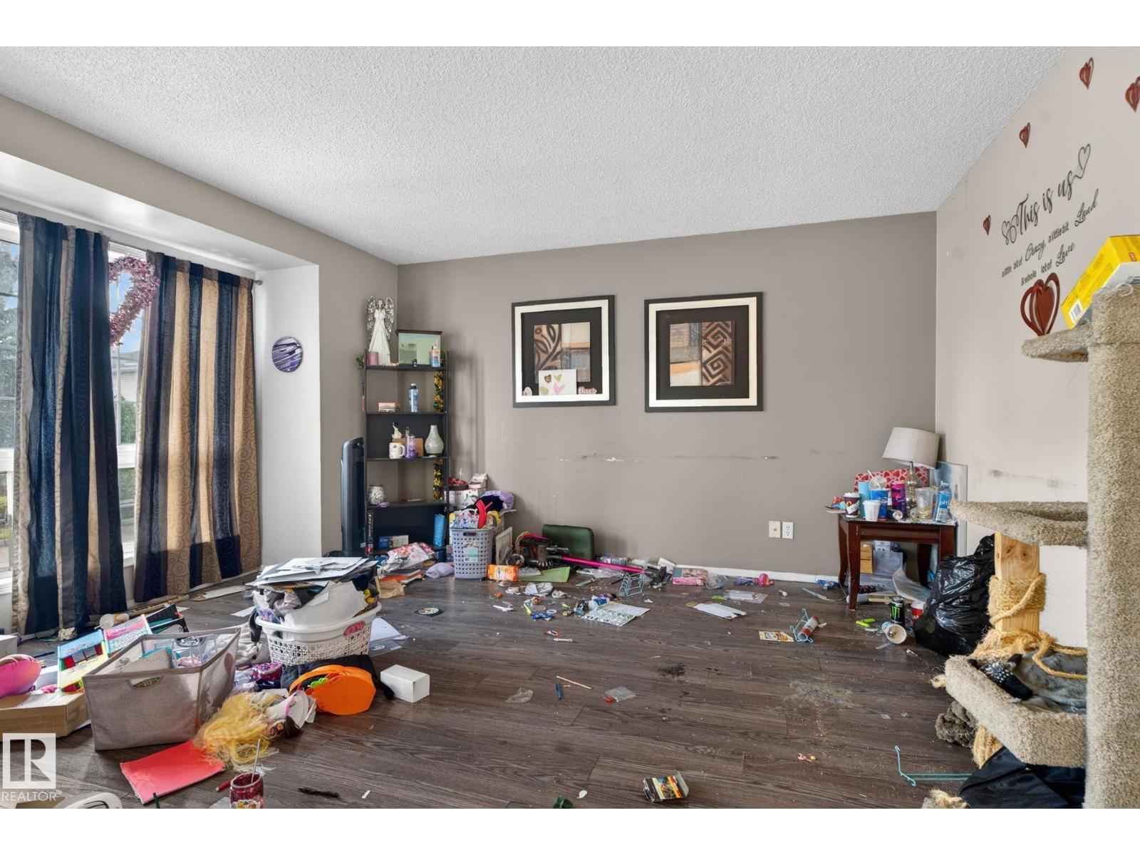 #64 3311 58 ST NW - 12