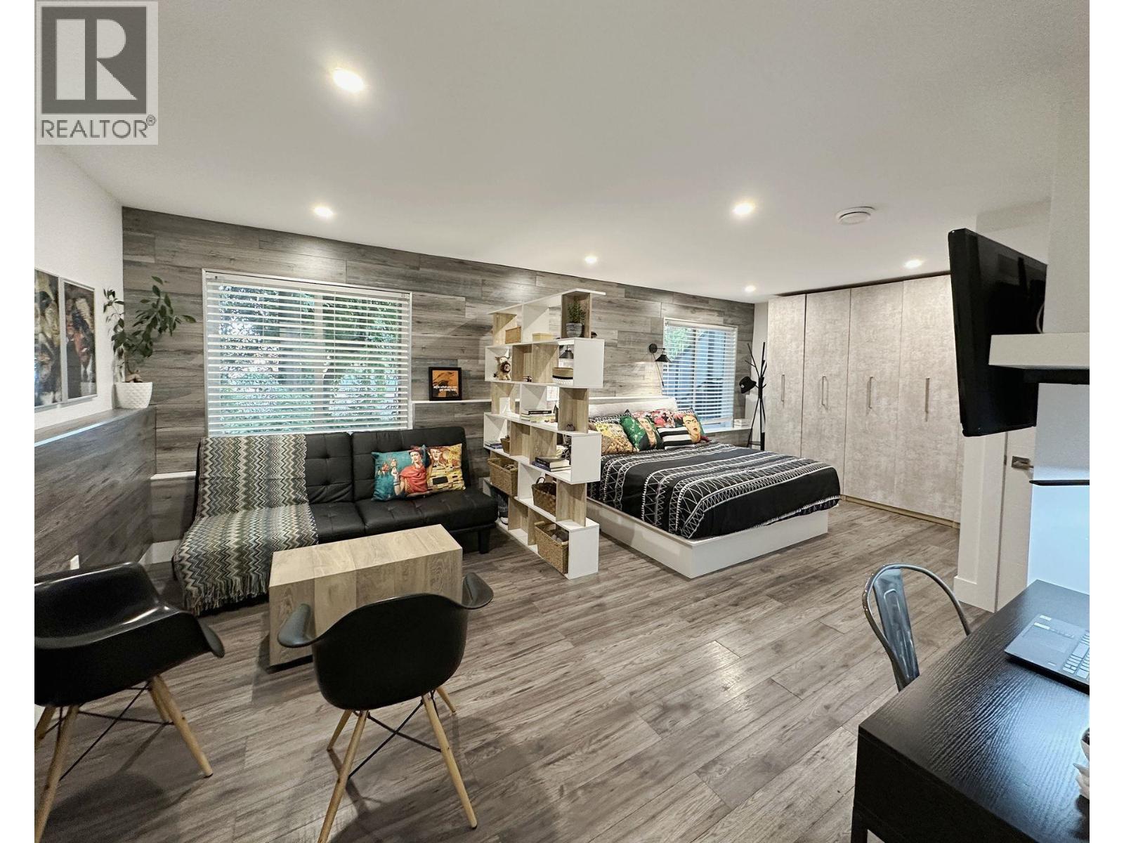 609 LIDSTER PLACE, New Westminster