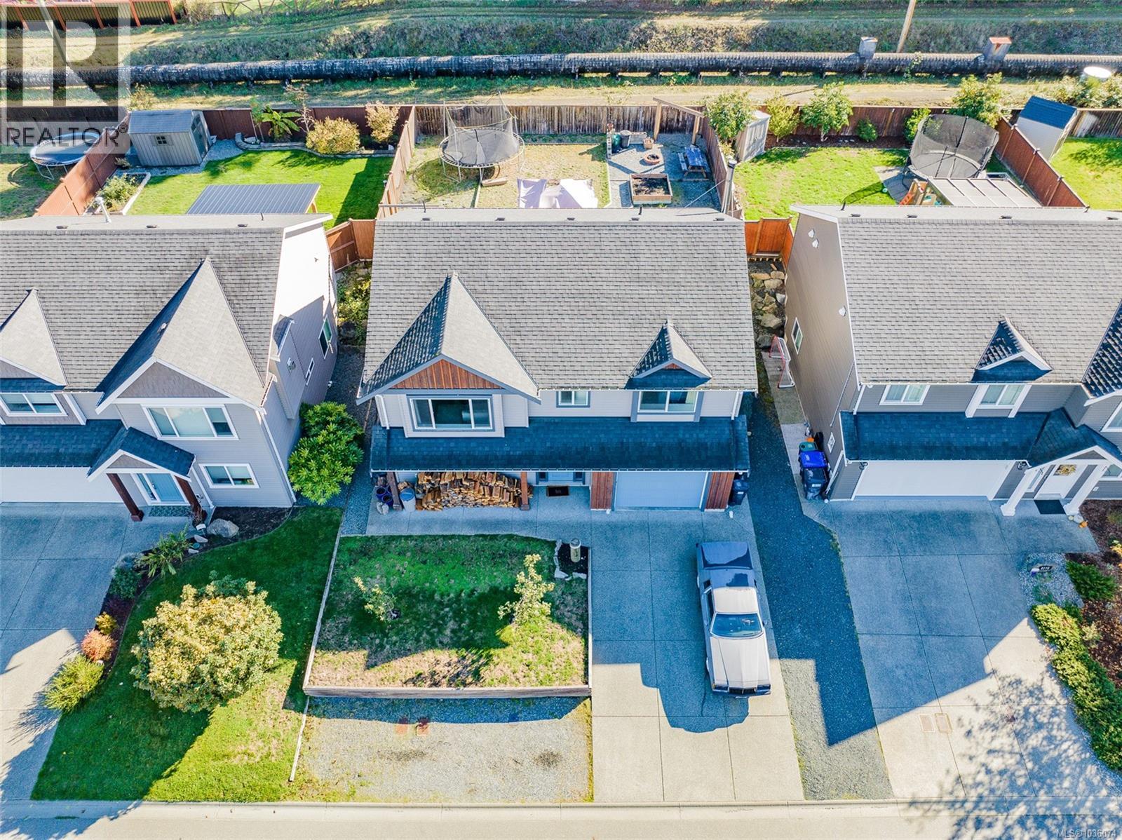 2174 Village Dr - 2