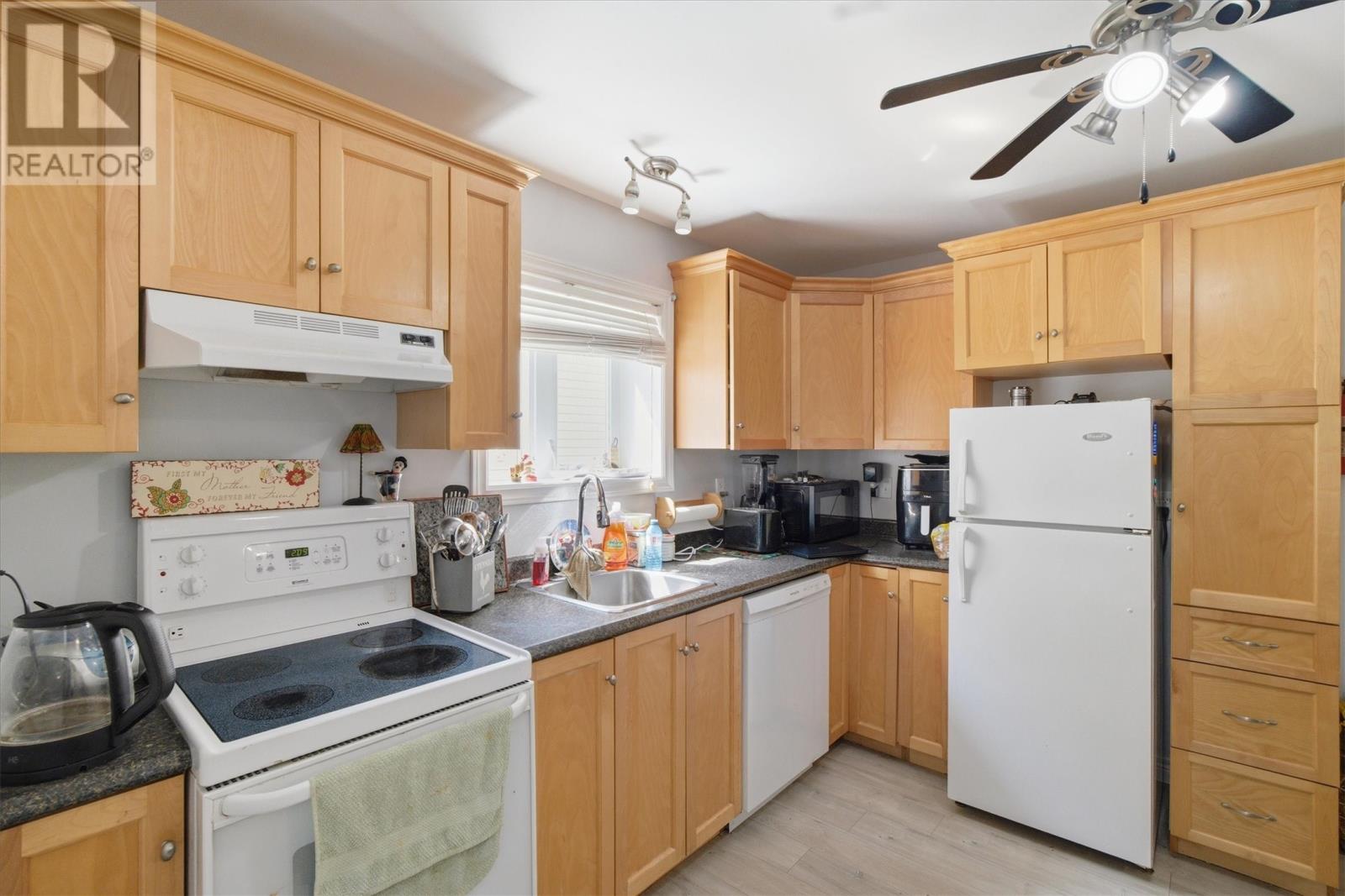 22 Kimbar Drive - 24