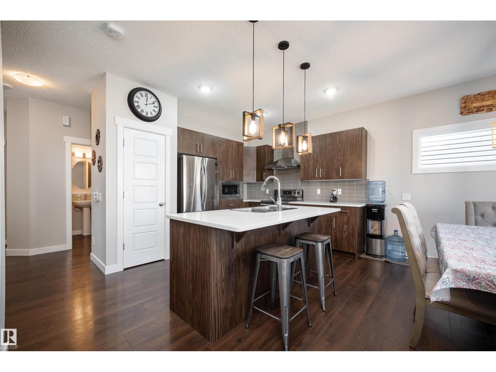 3222 CHERNOWSKI WY SW - 4