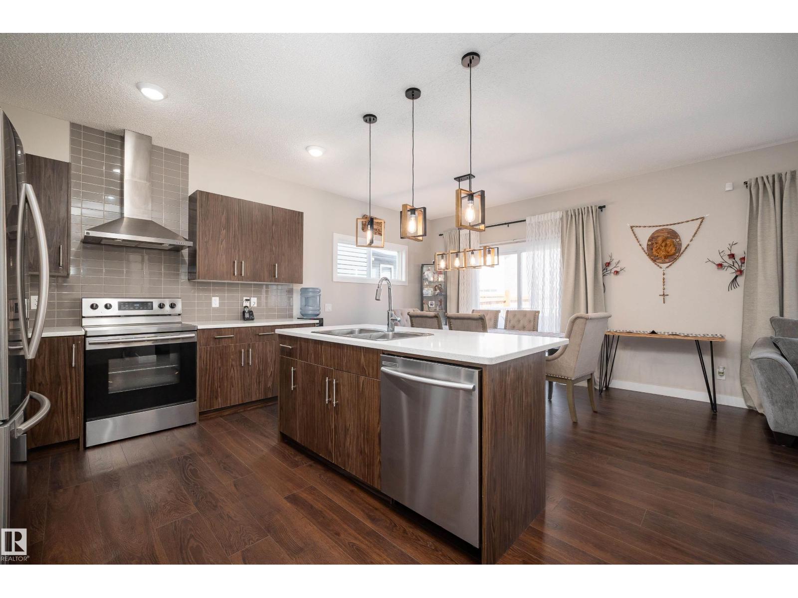 3222 CHERNOWSKI WY SW - 5
