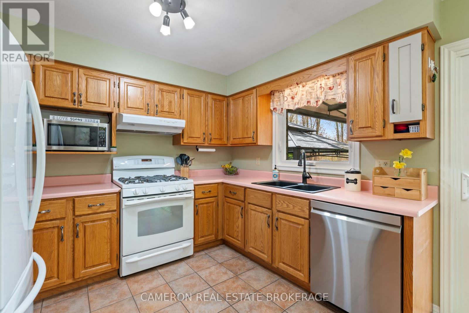 1428 HOLY CROSS BOULEVARD - 12