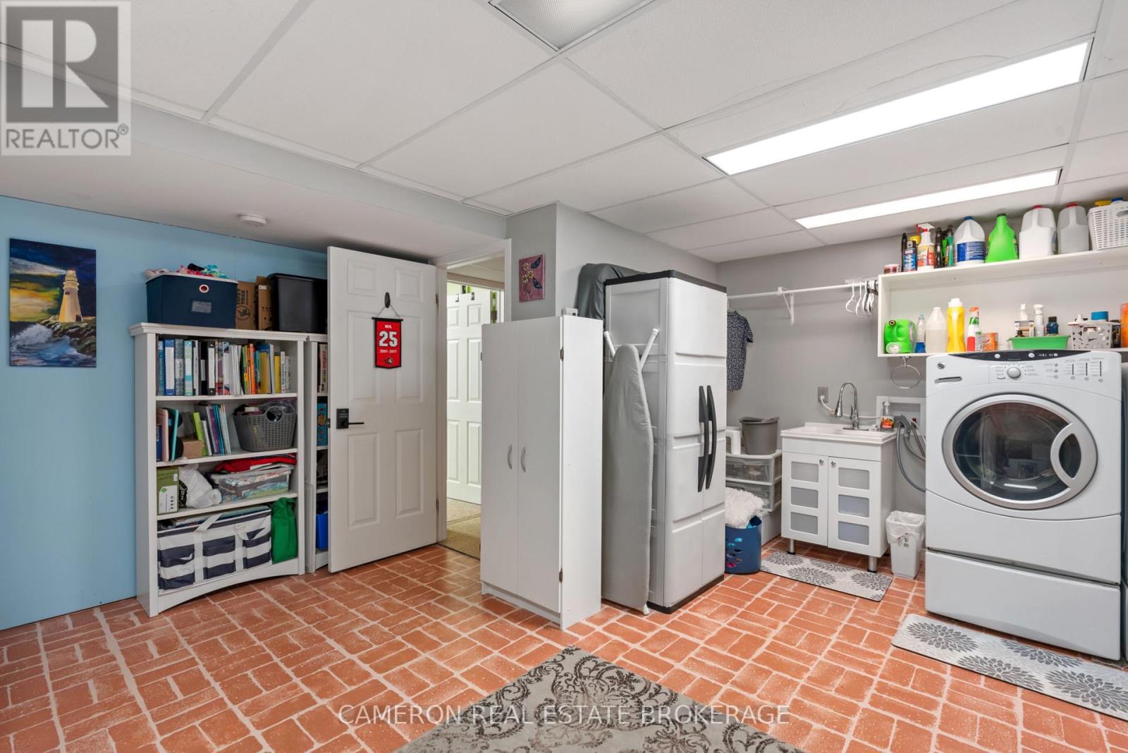 1428 HOLY CROSS BOULEVARD - 29