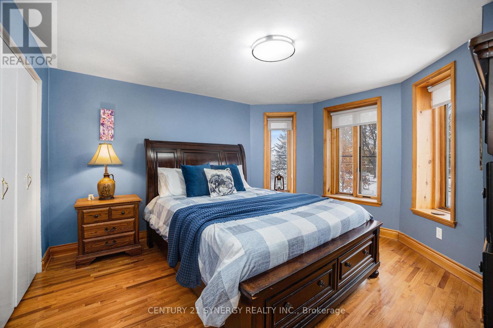 13 LOMBARD STREET - 15