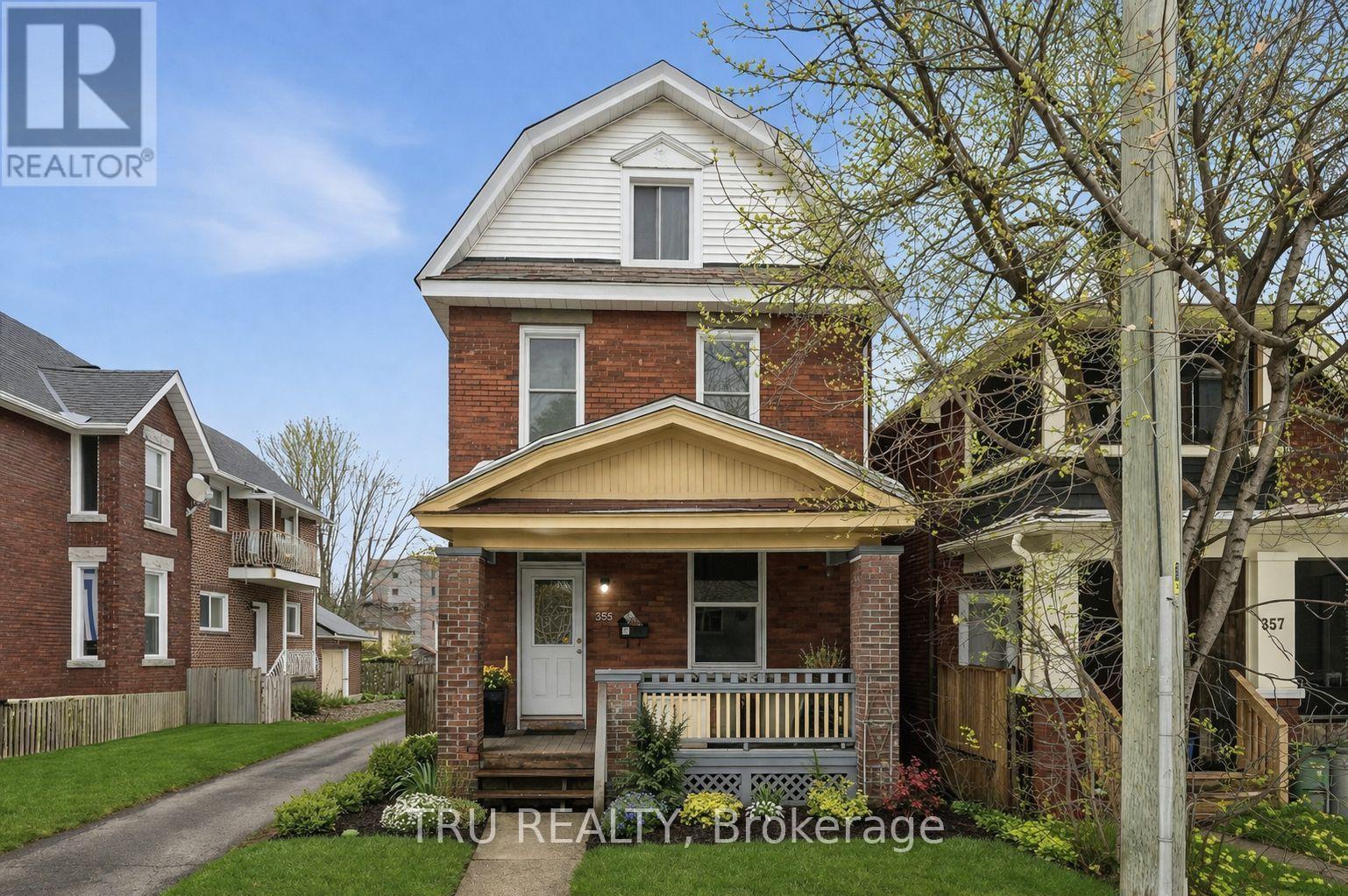 355 Cambridge St N - Front