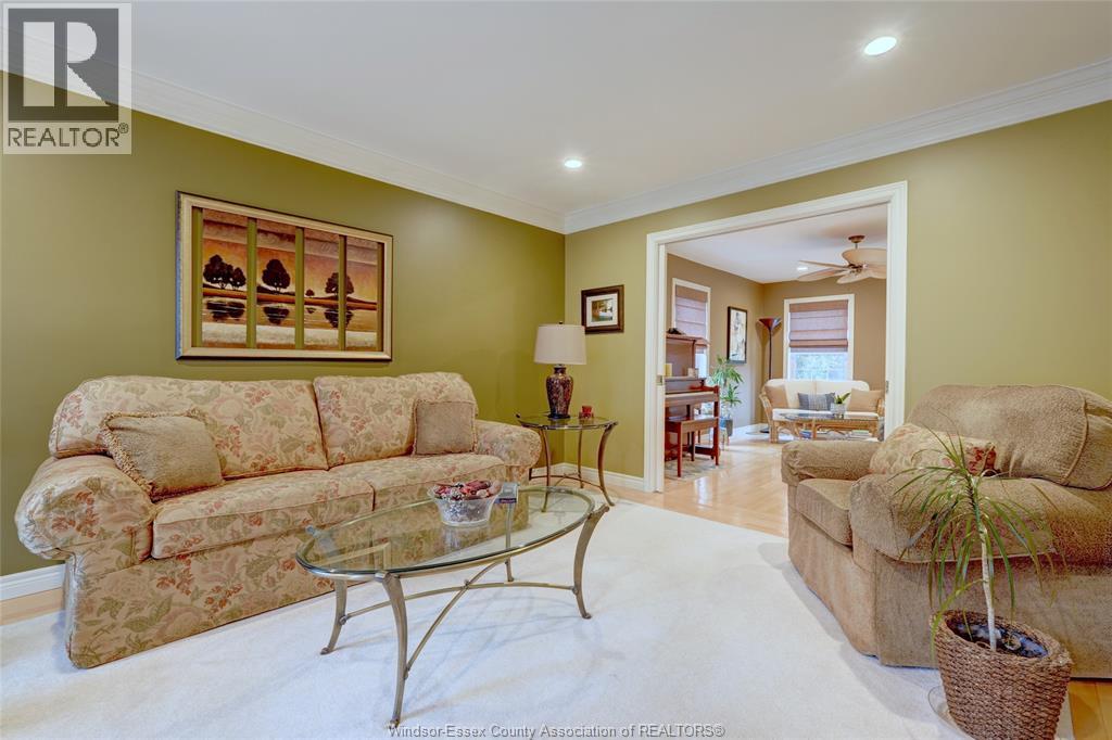 2230 SUZANNE, LaSalle, Ontario, N9N2K3 — Photo 7