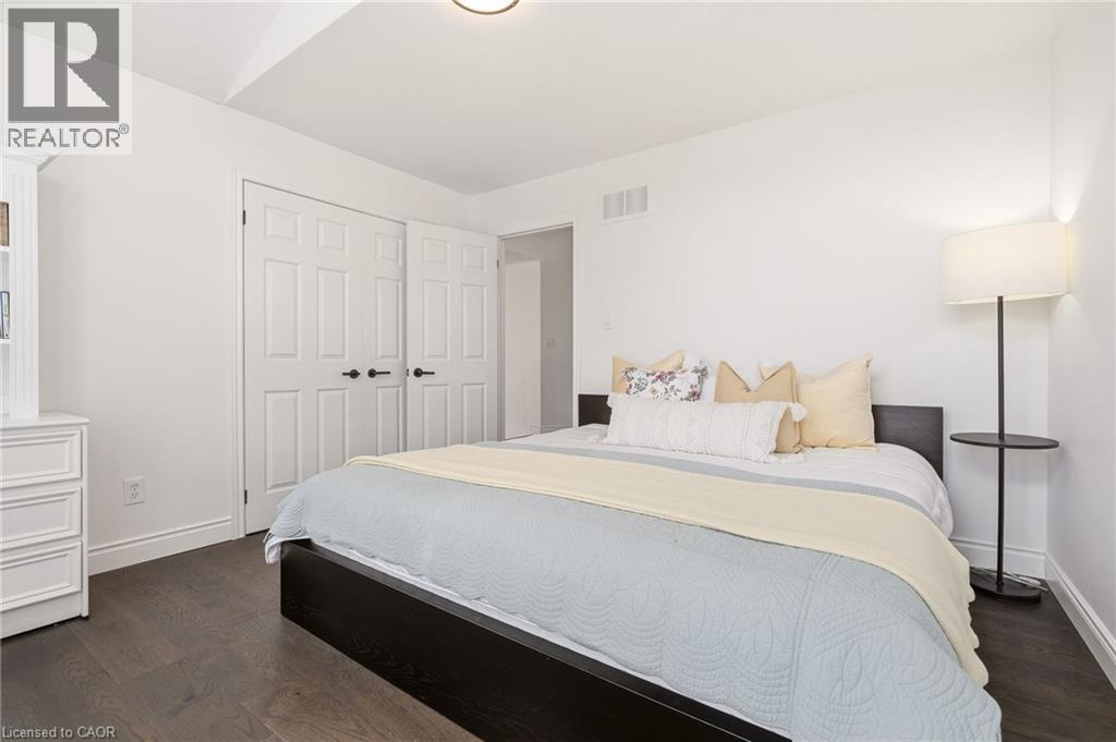 1379 LIVERPOOL Street, Oakville, Ontario, L6M4P1 — Photo 30