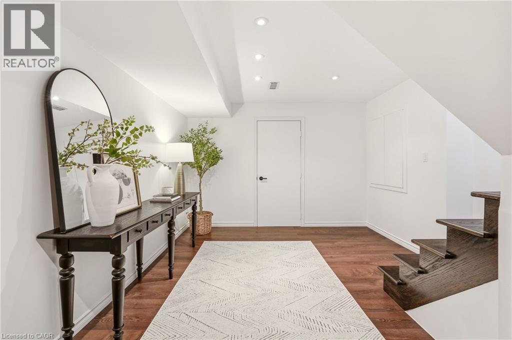 1379 LIVERPOOL Street, Oakville, Ontario, L6M4P1 — Photo 12